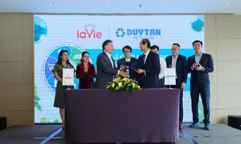 Lavie và Duytan Recycling tổ chức "Lễ ký kết biên bản ghi nhớ chương trình hợp tác thu gom và tái chế nhựa"