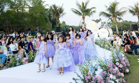 Autumn fashion show 2023 vẽ nên không gian mùa thu đầy mầu sắc