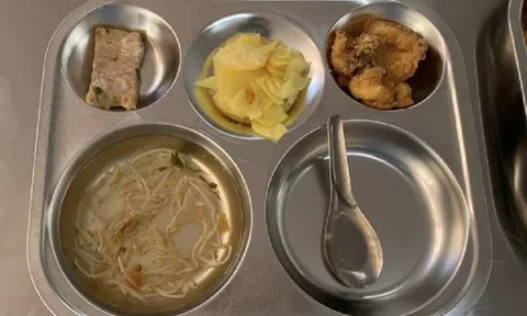 Thông tin mới nhất vụ suất ăn lèo tèo có giá 32.000 đồng ở trường