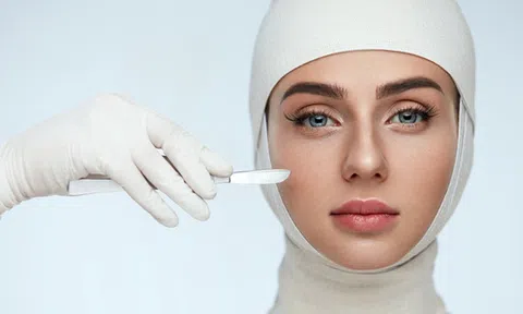 Thực hiện các thủ thuật xâm lấn trái phép, thẩm mỹ viện Cao Kim bị đình chỉ hoạt động