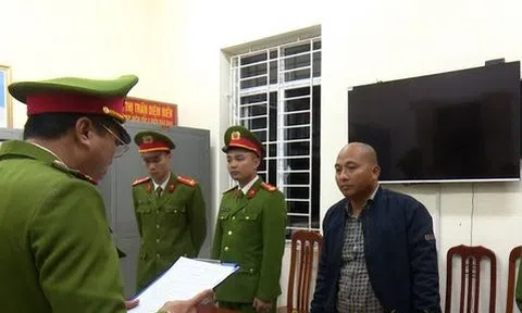 Bắt tạm giam chủ nhà trong vụ sập mái khiến ba người tử vong