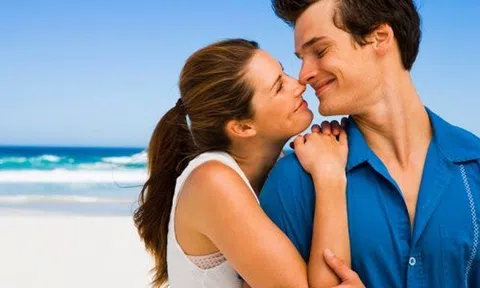 10 lý do mọi ông chồng nên khen vợ mỗi ngày
