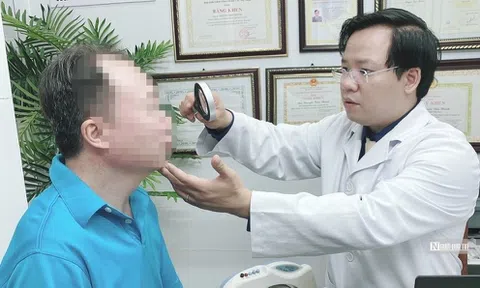 Nguy cơ mù mắt do điều trị zona thần kinh bằng đậu xanh giã nát