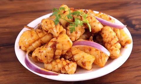 Bật mí công thức làm mực xào sa tế thơm ngon bắt vị