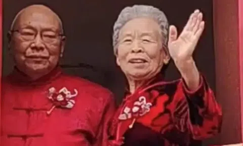 Clip: Đám cưới siêu hot của cặp đôi 86-81 tuổi gây sốt mạng xã hội