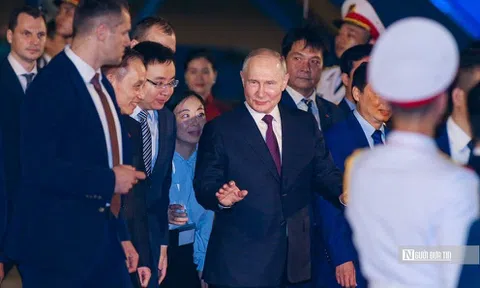 Tổng thống Putin đến Hà Nội, bắt đầu chuyến thăm Việt Nam