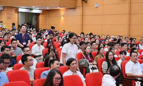 TP.HCM chi ngân sách đóng học phí bác sĩ nội trú: Giám đốc Sở Y tế nói gì?