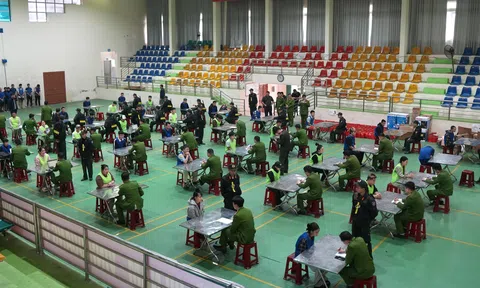 Công an Cao Bằng phối hợp Campuchia triệt phá ổ nhóm lừa đảo “app tình cảm” xuyên quốc gia, di lý 68 đối tượng về Việt Nam