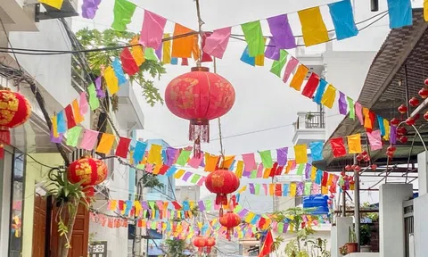 Xót xa lễ tang cuối năm của người đàn ông gặp nạn khi treo đèn trang trí Tết