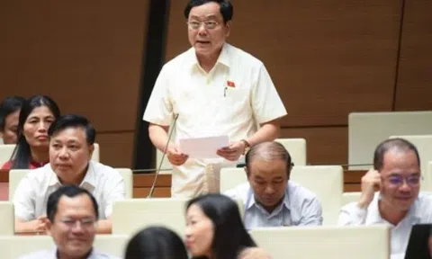 Nguồn cải cách tiền lương theo Nghị quyết 29: Vì sao cán bộ công chức được hưởng thêm 80%, viên chức 60%?