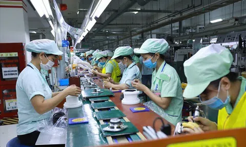 Toàn cảnh 5 bảng lương mới sau 2026: Cách tính lương cán bộ công viên chức và lực lượng vũ trang thay đổi ra sao?