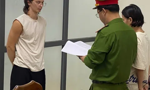 Khởi tố nam thanh niên ngoại quốc đấm người nhập viện 43% thương tích, sững sờ lý do