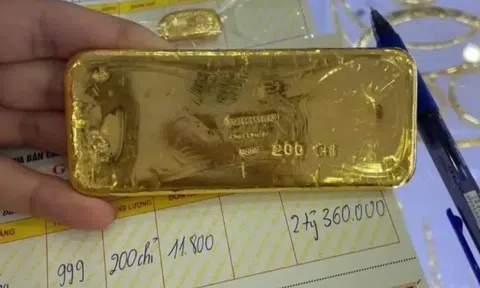 Hậu chia tay, cô gái mang thỏi vàng của người yêu đi bán được hơn 2,3 tỷ