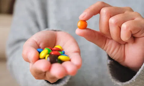 Hơn 6.000 gói M&M’s bị thu hồi tại Mỹ, nguy cơ đến từ bao bì?