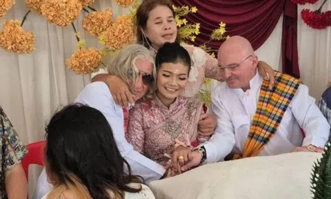 Đám cưới “3 người” gây sốt ở Thái Lan: Mỗi chú rể trao sính lễ gần 1 tỷ đồng