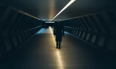 CEO tiết lộ nhiều tỷ phú xây hầm trú ẩn “ngày tận thế”, có cả Bill Gates và Mark Zuckerberg?