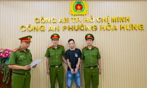 Bắt khẩn cấp Trần Quốc Đạt, người cầm ghế đánh tới tấp shipper chờ lấy đơn hàng trước quán ốc ở TP.HCM