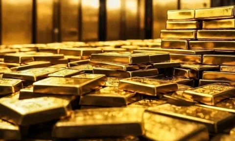 Giá vàng ngày 18/3: Giá bất ngờ quay đầu giảm, thị trường “nín thở” chờ động thái từ Fed