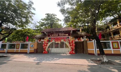 Xác minh học sinh lớp 4 nghi bị cô giáo đánh chấn thương tay vì quên vở