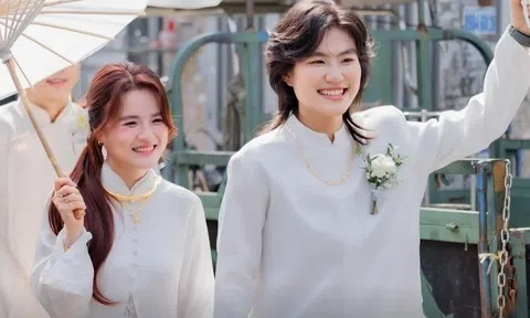 Ngọt hơn cả phim: Khoảnh khắc cầu hôn bất ngờ và đám cưới lãng mạn của hai cô gái Khả Ngân – Kim Duyên