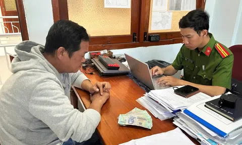 Táo tợn: Bám theo người phụ nữ rút tiền ở cây ATM, luồn tay lấy 90 triệu đồng, nhưng tẩu thoát bất thành