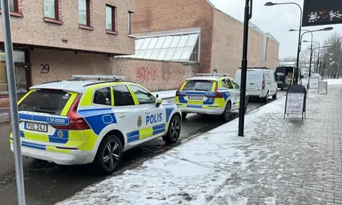 Truy tố người đàn ông Thụy Điển "bán vợ" cho nhiều người