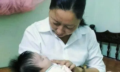 Bé gái sơ sinh bất ngờ xuất hiện trước cổng nhà dân kèm bức thư “xin nuôi con” khiến nhiều người rưng rưng