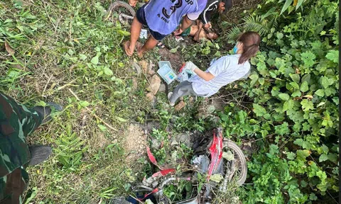 Xe máy lao xuống vực, vợ tử vong, chồng cấp cứu trong tình trạng nguy kịch