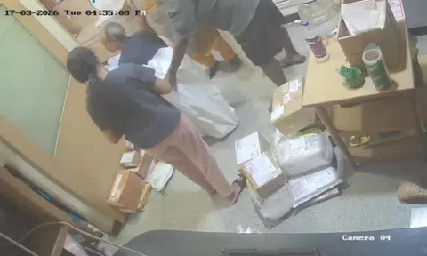 Gói người thật gửi bưu điện để quay clip TikTok, gia đình bị cảnh sát thẳng tay xử lý