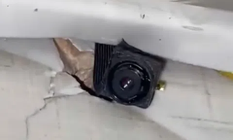 Nam thạc sĩ bị bắt quả tang khi đang quay lén 6 người trong phòng tắm