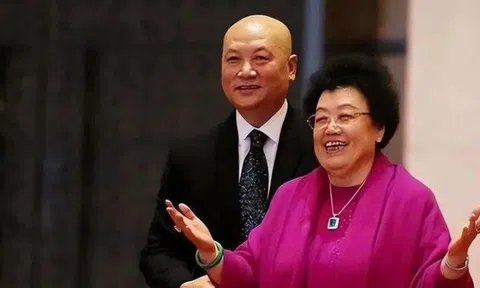 Sau khi vợ tỷ phú mất, "Đường tăng" Trì Trọng Thụy trở thành tâm điểm tranh cãi