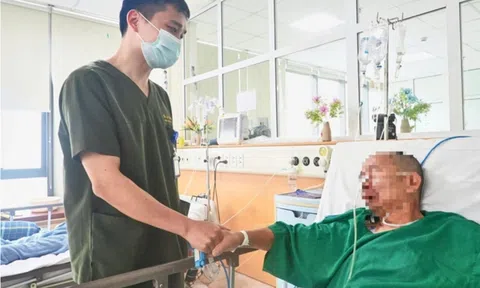 Người đàn ông hồi sinh ngoạn mục từ “cửa tử” vì viêm phổi nặng, bác sĩ cảnh báo dấu hiệu không nên chủ quan