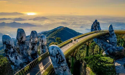 Cây cầu “bàn tay khổng lồ” của Việt Nam lọt top đẹp nhất thế giới, vượt mặt loạt biểu tượng toàn cầu