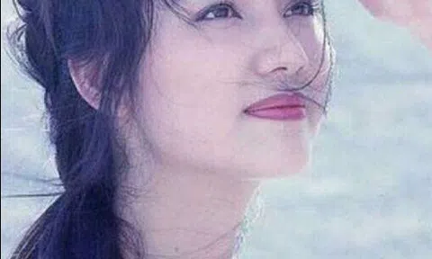 Mỹ nhân Hong Kong từng khiến cả showbiz chao đảo vì tình yêu và lựa chọn gây tranh cãi