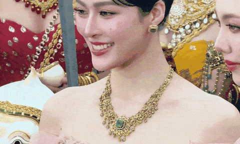 Thái Lan tìm ra “nữ thần Songkran” mới, nhan sắc cực phẩm đến khó tin