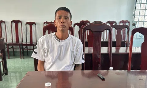 Thi thể người đàn ông trong phòng trọ và manh mối từ con dao dính máu cách hiện trường 200m