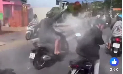 Vụ nhóm thanh niên ném bột trên đường gây xôn xao: Công an Vĩnh Long vào cuộc xử lý hàng loạt vi phạm