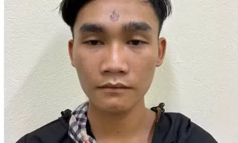 Nguyễn Hoàng Long, SN 2008 đầu thú