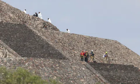 Xả súng tại khu kim tự tháp nổi tiếng Mexico, một nữ du khách bị bắn tử vong