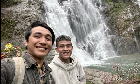 Sau 17 năm thất lạc, anh trai Lâm Đồng tìm lại em ruột trong phút nghẹn ngào