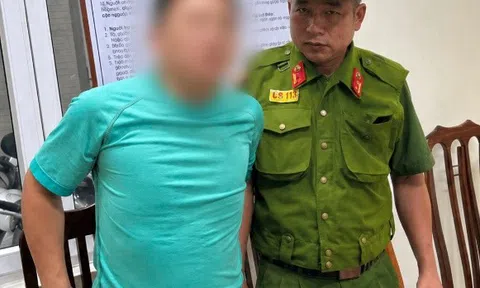 Giải cứu người phụ nữ hoảng loạn vì bị chồng bạo hành ở Hà Nội