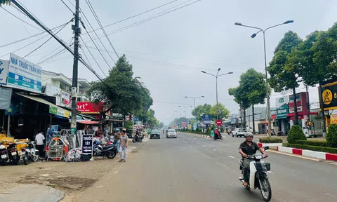 Câu chuyện xúc động sau tấm thiệp mời lễ “tạ ơn cõi chết” của hai vợ chồng ở Gia Lai