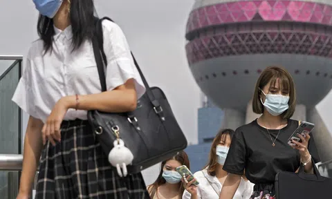 Những thí nghiệm gây sốc nhằm giải bài toán dân số già hóa toàn cầu: Trì hoãn giai đoạn mãn kinh của phụ nữ