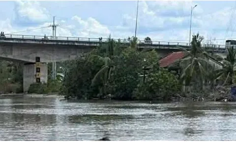 Phát hiện thi thể nhân viên văn phòng một trường học ở Cà Mau trôi trên sông, cơ thể có nhiều vết thương