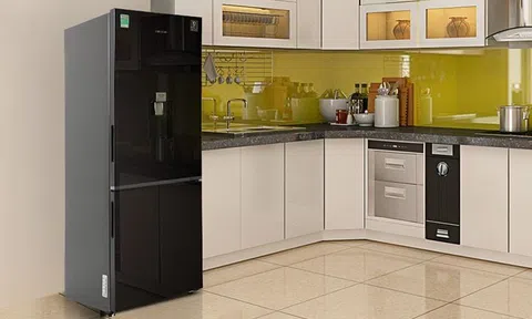 Muốn tủ lạnh bền, đừng dại đặt những đồ vật này lên trên