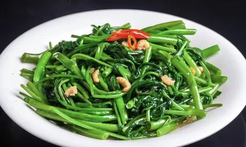 Rau muống xào tỏi lọt vào top món ăn kèm hấp dẫn nhất Đông Nam Á