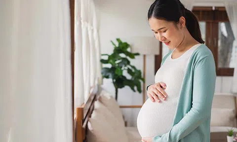 Vì sao phụ nữ mang thai nên hạn chế đường bổ sung? 4 lý do cần biết