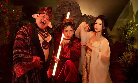 Hé lộ chi tiết thú vị được Ngô Kiến Huy cài cắm trong MV "xuyên không" đang gây sốt