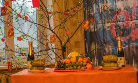 Nghẹn ngào tâm sự của du học sinh Việt đón Tết nơi đất khách quê người