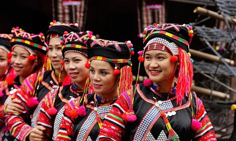 Độc đáo tục "xem bói" bằng gan lợn trong dịp Tết của người Hà Nhì